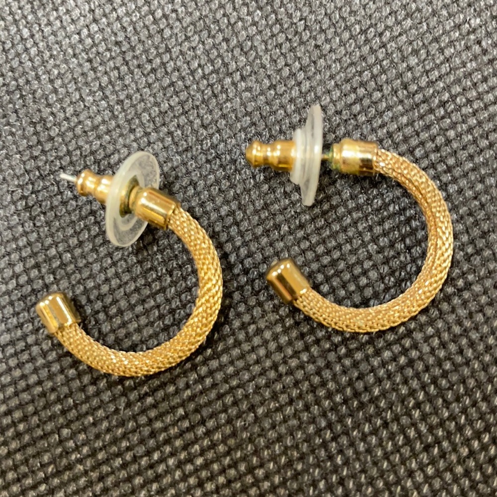 Medium Gold Mesh Hoops